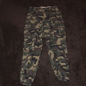 oversized cargo pants